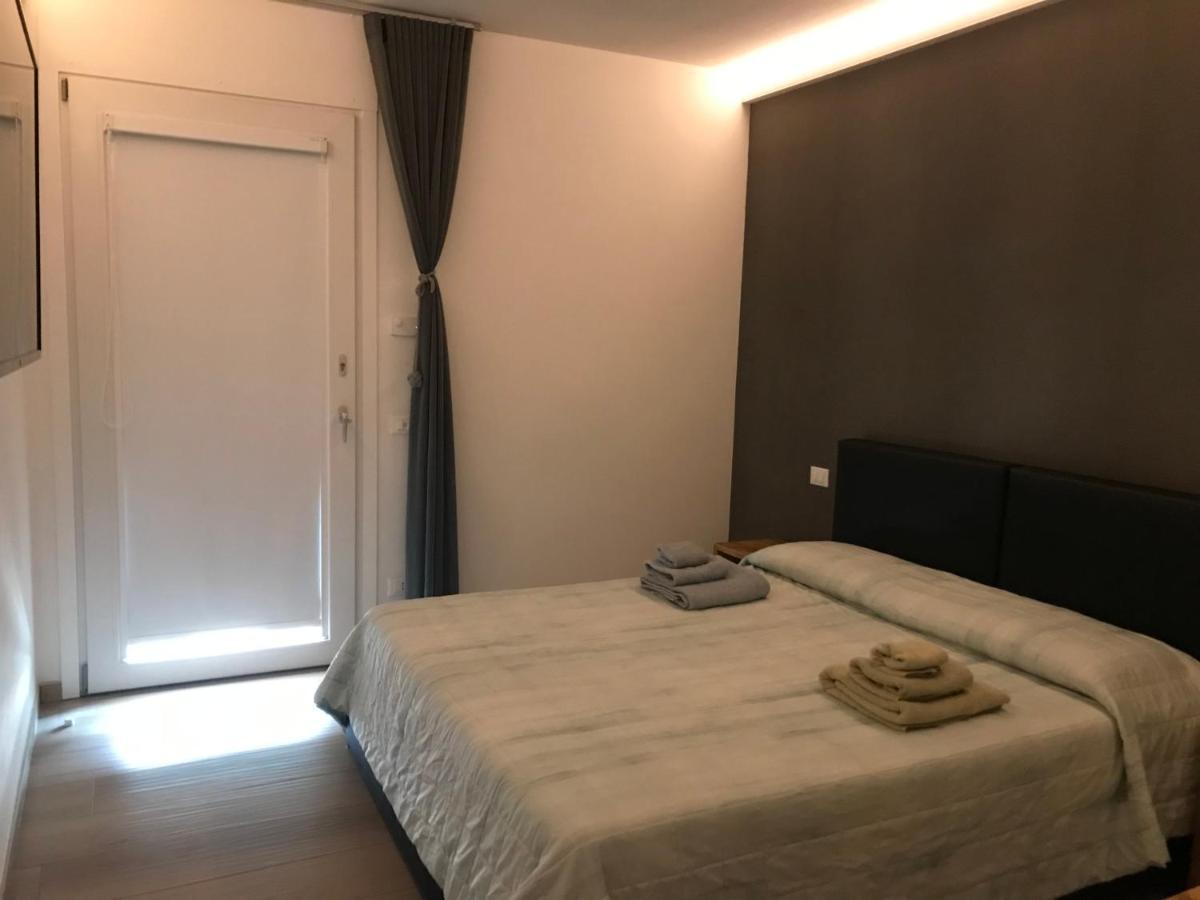Dimora Aurora Hotel Pastrengo Eksteriør billede