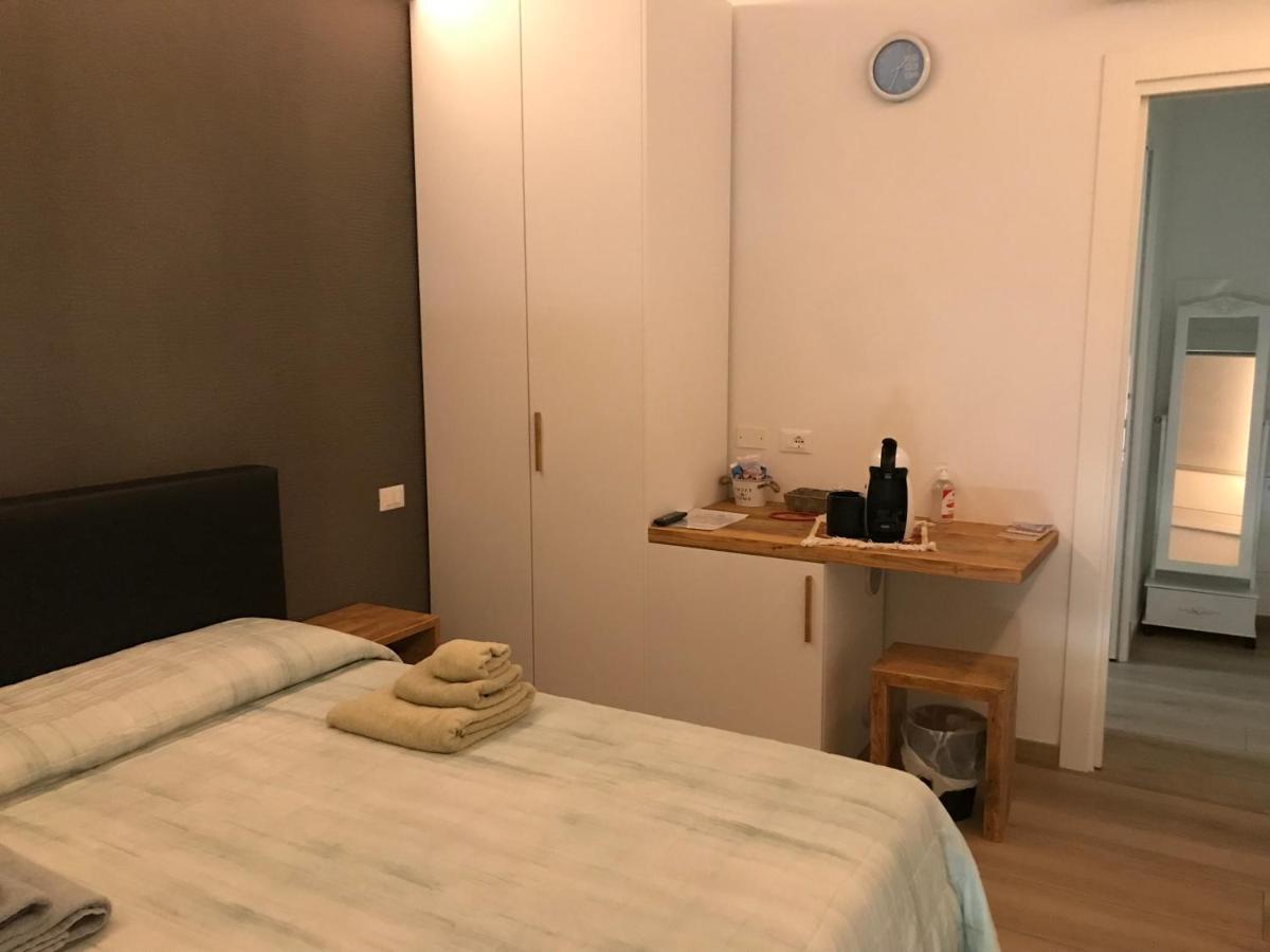 Dimora Aurora Hotel Pastrengo Eksteriør billede